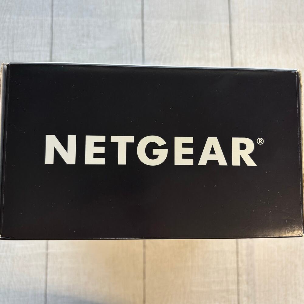 Netgear Nighthawk CM1200 Multi-Gig DOCSIS 3.1 Cable Modem - Picture 6 of 16